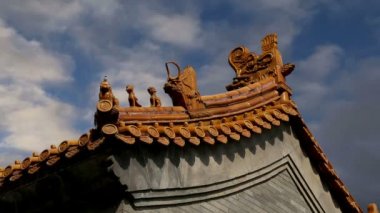 çatı bir Budist tapınağı, Pekin, Çin'in geleneksel dekorasyon