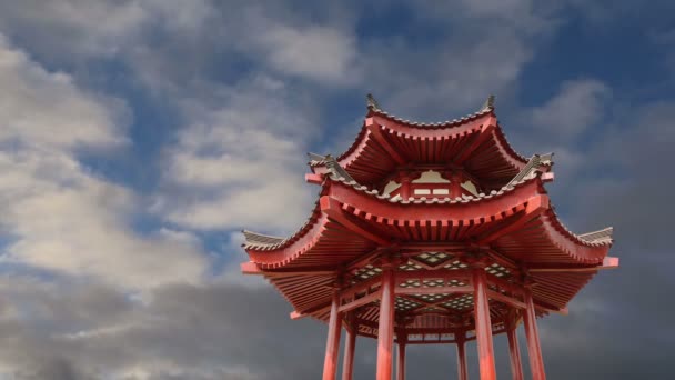 領土巨大雁塔または大雁塔、仏教の仏塔であるシアン （西安）、南部の西安中国陝西省 — ストック動画