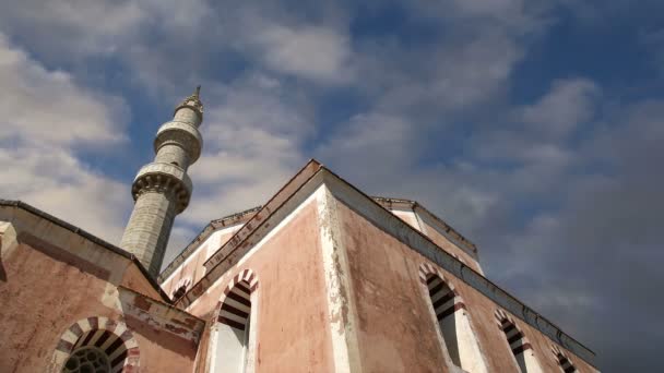 Mezquita en el casco antiguo, Rodas, Grecia (time lapse ) — Vídeo de stock