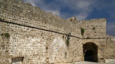 Rhodes Town, Yunanistan (zaman atlamalı Ortaçağ surları)