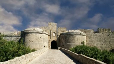 Rhodes Town, Yunanistan (zaman atlamalı Ortaçağ surları)