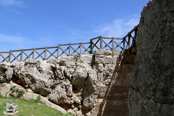 The ayyubid castle of Ajloun in northern Jordan, built in the 12th century, Middle East — Stock Photo, Image