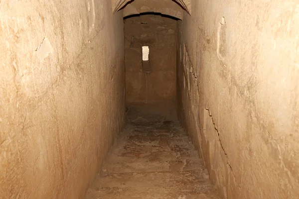 Qasr Kharana (Kharanah o Harrana), el castillo del desierto en el este de Jordania (100 km de Ammán). Construido en el siglo VIII dC para ser utilizado como caravasar, un lugar de descanso para los comerciantes —  Fotos de Stock