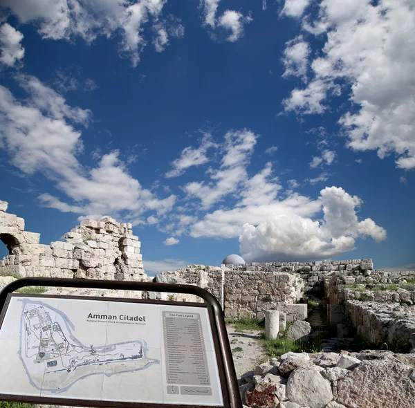 Amman city landmarks- old roman Citadel Hill (Site plan legend), Jordan — стоковое фото