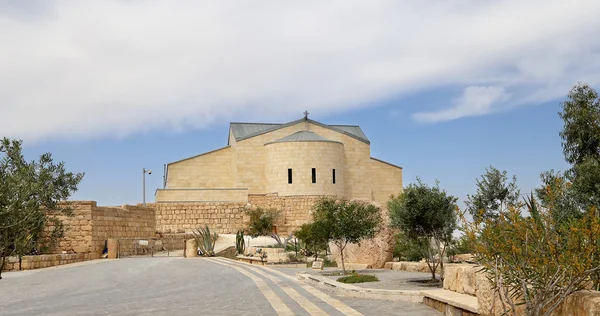 Basiliek van Mozes (memorial van Mozes), nebo berg, Jordanië — Stockfoto