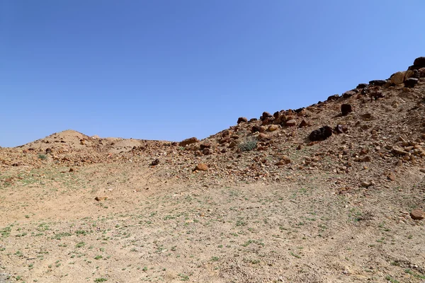 Deserto de pedra no centro da Jordânia, Oriente Médio — Fotografia de Stock