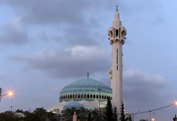 Mesquita do Rei Abdullah à noite em Amã, Jordânia — Fotografia de Stock