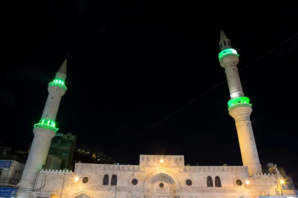 Moschee in der Nacht in Amman, Jordanien — Stockfoto