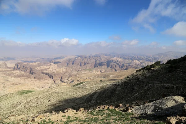 Deserto paesaggio montano (vista aerea), Giordania, Medio Oriente — Foto Stock