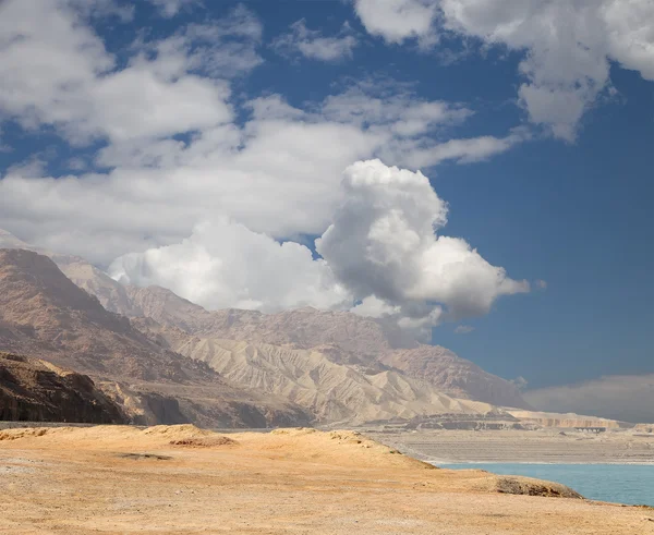 Jordan, Orta Doğu sahilinde ölü deniz — Stok fotoğraf