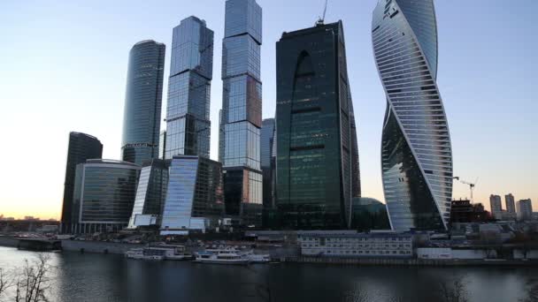 Wolkenkratzer internationales Geschäftszentrum (Stadt) bei Nacht, Moskau, Russland — Stockvideo
