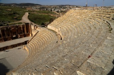 amfitiyatro: jerash (Antik gerasa), başkenti ve en büyük kenti: jerash governorate, Ürdün