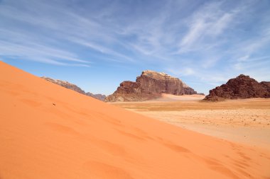 Wadi Rum kumulları çöl, Jordan, Orta Doğu