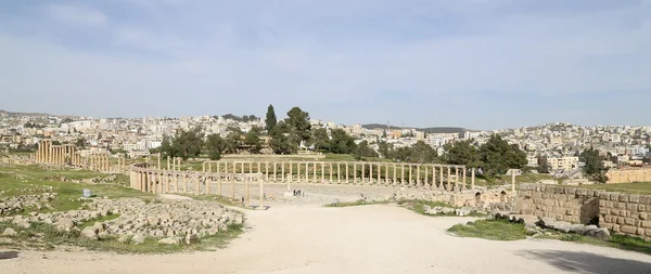 Forum (Oval Plaza) i Gerasa (Jerash), Jordan — Stockfoto