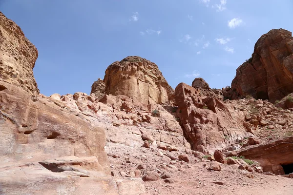 Berg i Petra, Jordanien, Mellanöstern. Petra har varit ett av Unescos världsarv sedan 1985 — Stockfoto