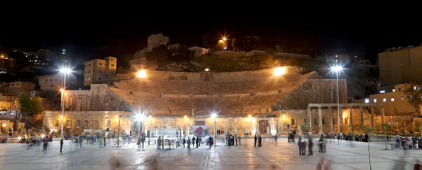 Teatro Romano em Amã (à noite), Jordânia — Fotografia de Stock