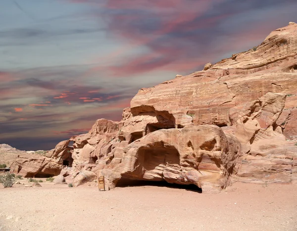 佩特拉，Jordan — — 它是象征着 Jordan，以及 Jordan 的-访问量最大的旅游胜地. — 图库照片