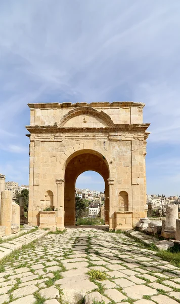 Римские руины в иорданском городе Джераш (Гераса Античности), столице и крупнейшем городе Джераш губернии, Иордании — стоковое фото