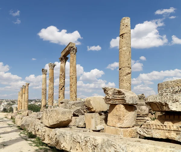 Ρωμαϊκά ευρήματα στην πόλη της jerash (ΓΕΡΑΣΑ της αρχαιότητας), Ιορδανίας, πρωτεύουσα και μεγαλύτερη πόλη της jerash Κυβερνείο, Ιορδανία — Φωτογραφία Αρχείου