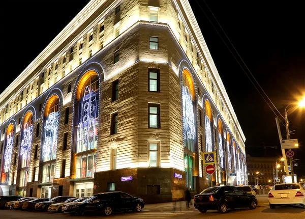 Gece görünümü Merkezi Çocuk depo binasının Lubyanka, Moskova, Rusya Federasyonu — Stok fotoğraf