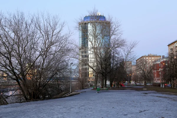 Vista notturna della Torre 2000, Moscow International Business Centre (City). Russia — Foto Stock