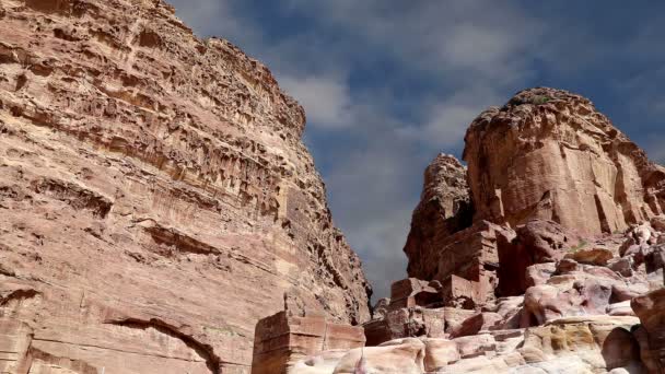 Petra, Jordan, Ortadoğu dağlarında. — Stok video