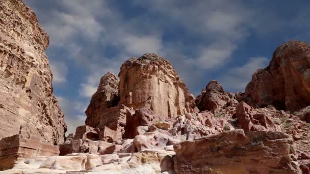 Petra, Jordan, Ortadoğu dağlarında. — Stok video
