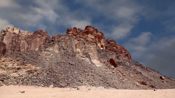 Deserto de Wadi Rum, Jordânia, Médio Oriente — Vídeo de Stock