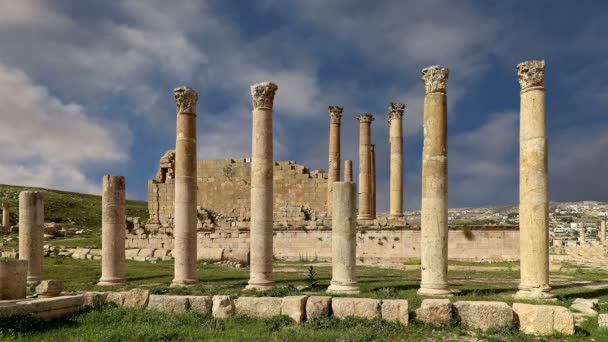 Ruinas romanas en la ciudad jordana de Jerash (Gerasa de la Antigüedad), capital y ciudad más grande de la gobernación de Jerash, Jordania — Vídeos de Stock