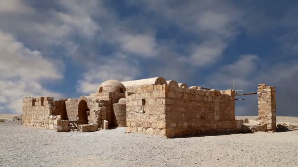 Quseir (Qasr) Amra pustynnego zamku w pobliżu Amman, Jordan. — Wideo stockowe