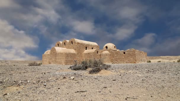 Quseir (Qasr) Amra pustynnego zamku w pobliżu Amman, Jordan. — Wideo stockowe