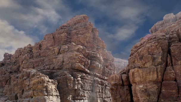 Гірські породи Ваді Mujib - Національний парк, розташований в районі Мертвого моря, Jordan — стокове відео