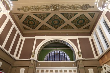 İç Kiyevskaya tren istasyonu (Kiyevsky demiryolu terminali, Kievskiy vokzal) - Moskova, Rusya'nın dokuz ana tren istasyonları biridir