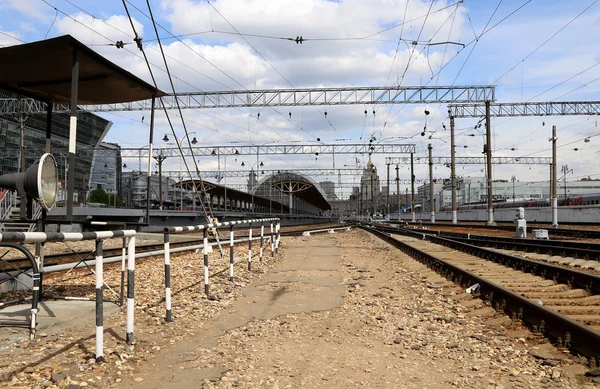 Kiyevskaya stazione ferroviaria (Kiyevsky terminal ferroviario, Kievskiy vokzal) -- è una delle nove principali stazioni ferroviarie di Mosca, Russia — Foto Stock