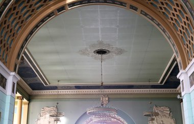 İç Kiyevskaya tren istasyonu (Kiyevsky demiryolu terminali, Kievskiy vokzal) - Moskova, Rusya'nın dokuz ana tren istasyonları biridir