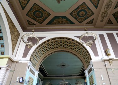 İç Kiyevskaya tren istasyonu (Kiyevsky demiryolu terminali, Kievskiy vokzal) - Moskova, Rusya'nın dokuz ana tren istasyonları biridir