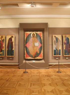 Devlet Tretyakov Galerisi, Moskova, Rusya, Rus güzel sanatlar dünyanın en önde gelen emanetçi bir sanat galerisi var. Galerinin geçmiş 1856 yılında başlar.