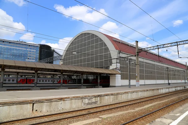 Kiyevskaya stazione ferroviaria (Kiyevsky terminal ferroviario, Kievskiy vokzal) -- è una delle nove principali stazioni ferroviarie di Mosca, Russia — Foto Stock