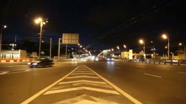 trafik otoyol (gece) büyük şehir, Moskova, Rusya