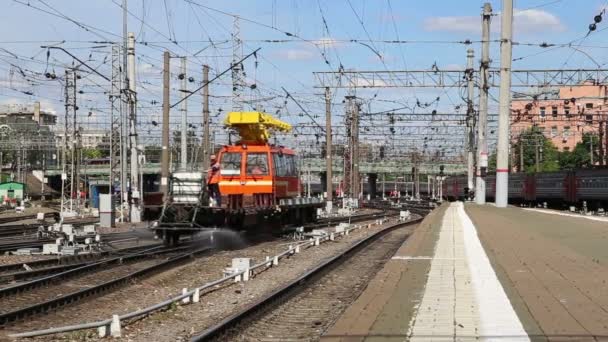 Τρένο στο Kazansky σιδηροδρομικό τερματικό (Kazansky vokzal)--είναι ένα από τα εννέα τερματικά σιδηροδρόμων στη Μόσχα, Ρωσία. — Αρχείο Βίντεο