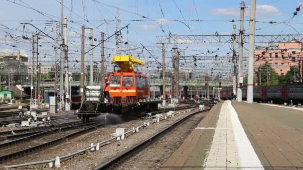 Trem no terminal ferroviário Kazansky (Kazansky vokzal) é um dos nove terminais ferroviários em Moscou, Rússia . — Vídeo de Stock