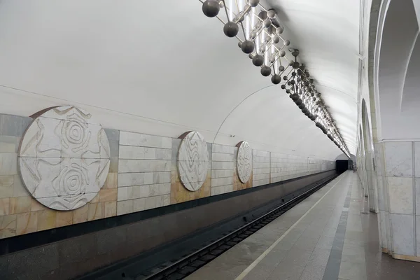 Estación de metro Mendeleyevskaya en Moscú, Rusia. Se inauguró el 31.12.1988 — Foto de Stock