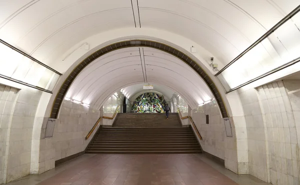 Metro station Tsvetnoy Bulvar in Moscow, Russia. It was opened in 31.12.1988 — Stok fotoğraf