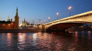Moskova Nehri ve Kremlin (gece), Moskova, Rusya Federasyonu