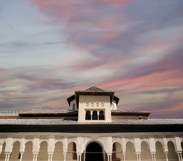 Alhambra Palace - Granada, Andaluzia, Espanha — Fotografia de Stock