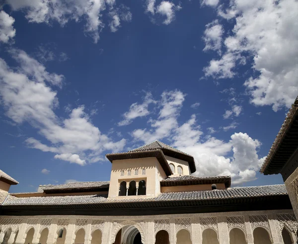 Alhambra Palast - Granada, Andalusien, Spanien — Stockfoto