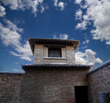 Alcazaba kale üzerinde Gibralfaro dağ. Malaga, İspanya