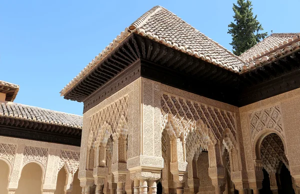 Palácio de Alhambra em Granada, Andaluzia, Espanha — Fotografia de Stock