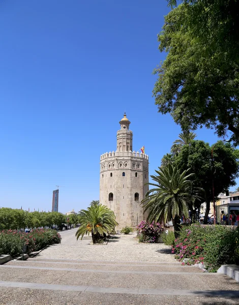 Torre del Oro ou Tour d'Or (XIIIe siècle) à Séville, Andalousie, sud de l'Espagne — Photo