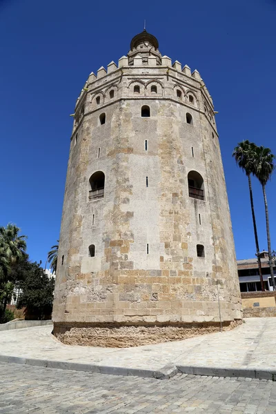 Torre del Oro ou Tour d'Or (XIIIe siècle) à Séville, Andalousie, sud de l'Espagne — Photo